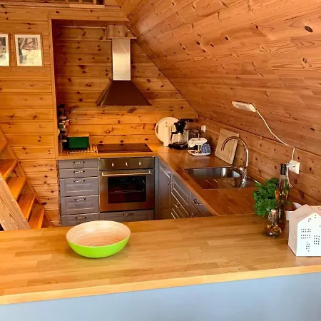 Сasa de vacaciones 8 Person Holiday In Urangsv G